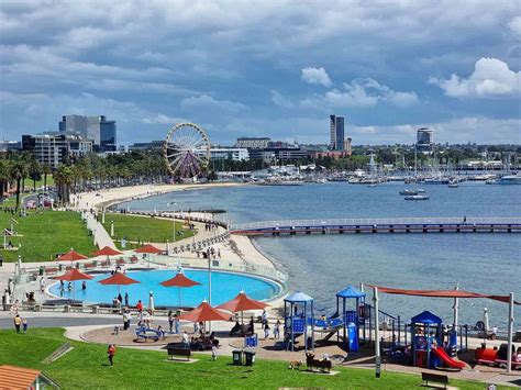 Geelong .